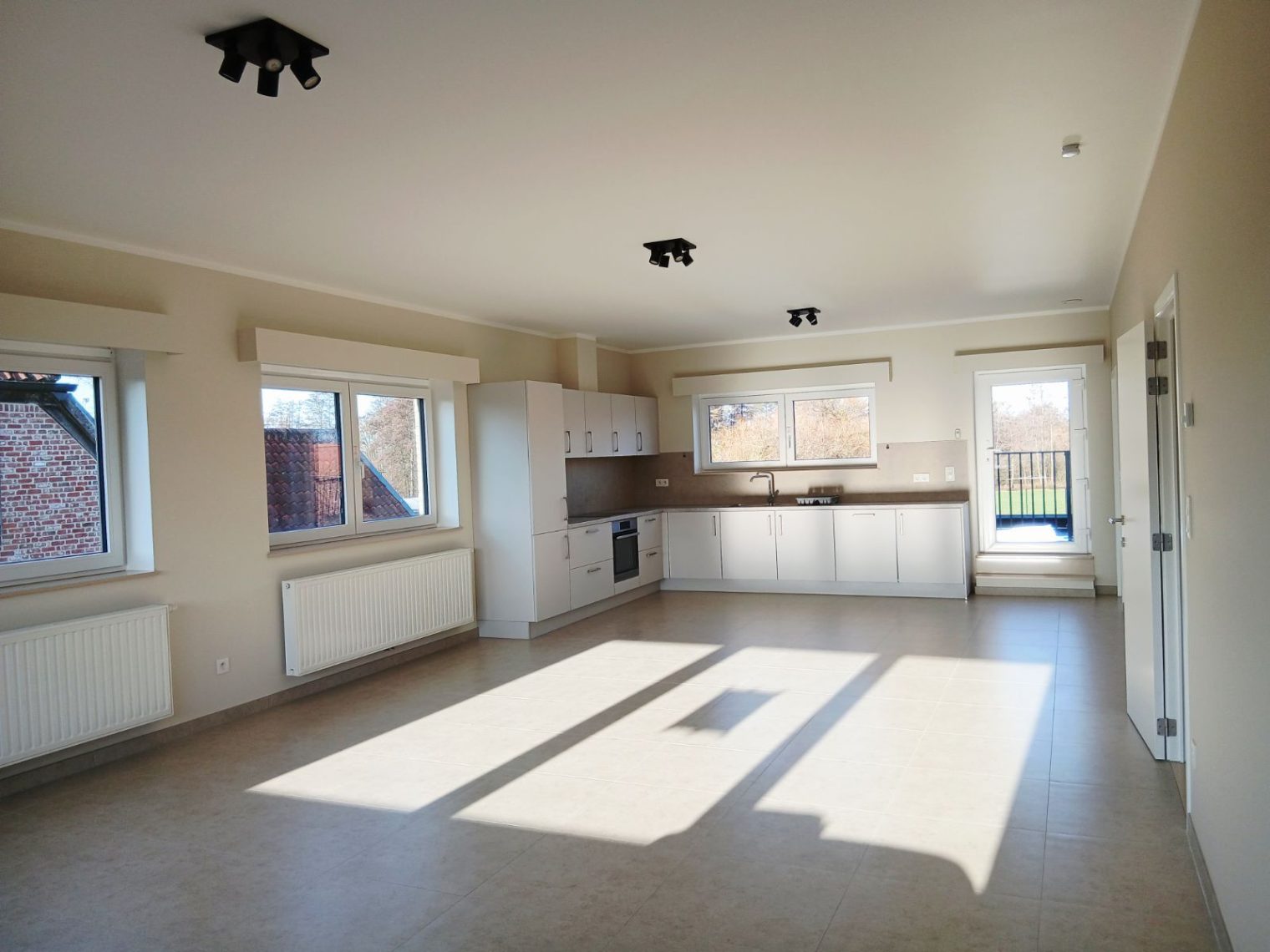 House for rent in Geel with 4 bedrooms - photo 2