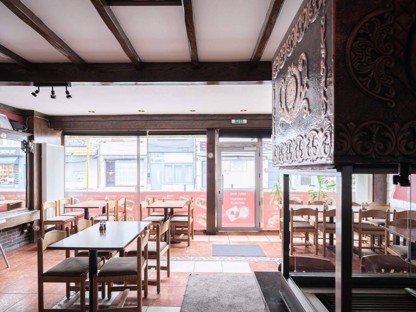 Handelshuis met veelzijdige mogelijkheden in Gent. - foto 5