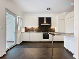 Tel: 0456 12 69 85 Mail: clara.ja@weinvest.beWe Invest a le plaisir de vous présenter cet appartement d'une chambre situé au deuxième étage d'un...