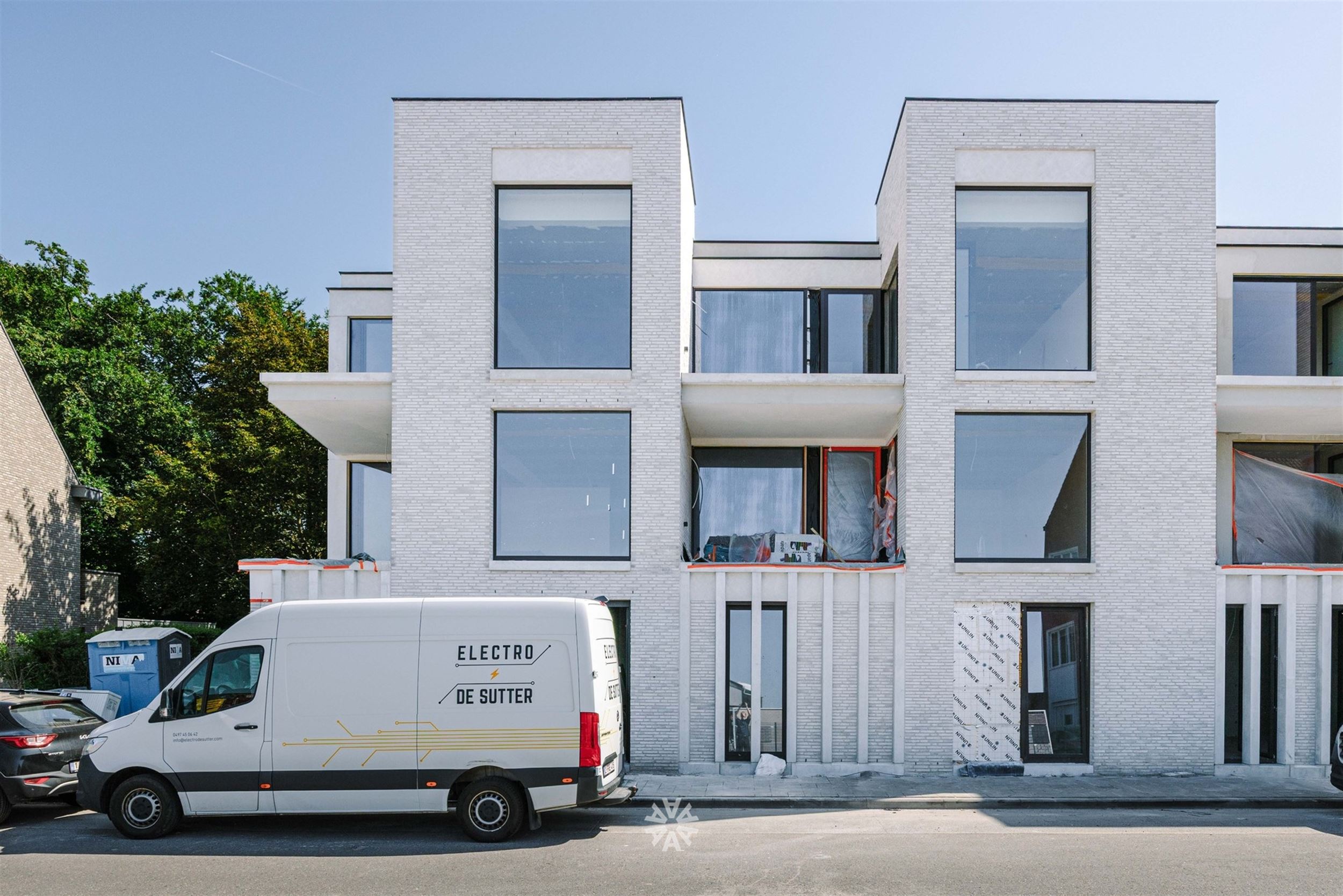 Riant 3 slaapkamerappartement met terras - foto 2