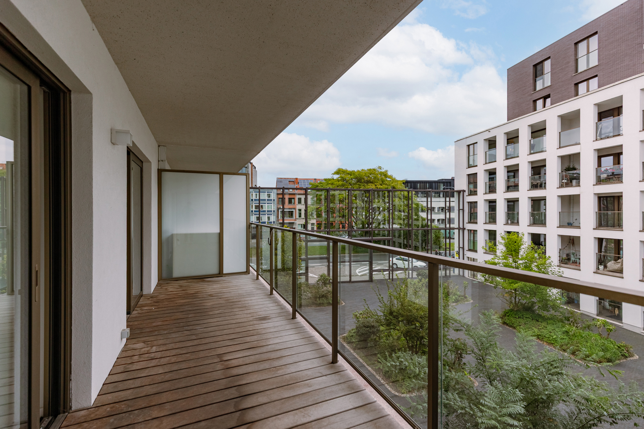 Verhuurde assistentieflat in modern project 'Dunant Gardens' - foto 2