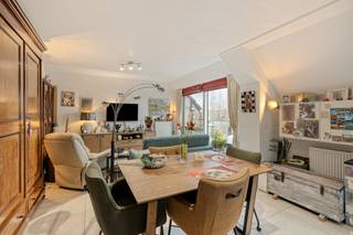 Dit recent appartement (2020) is gelegen op de derde verdieping (geen dakappartement) van een kleinschalige residentie in het centrum van...