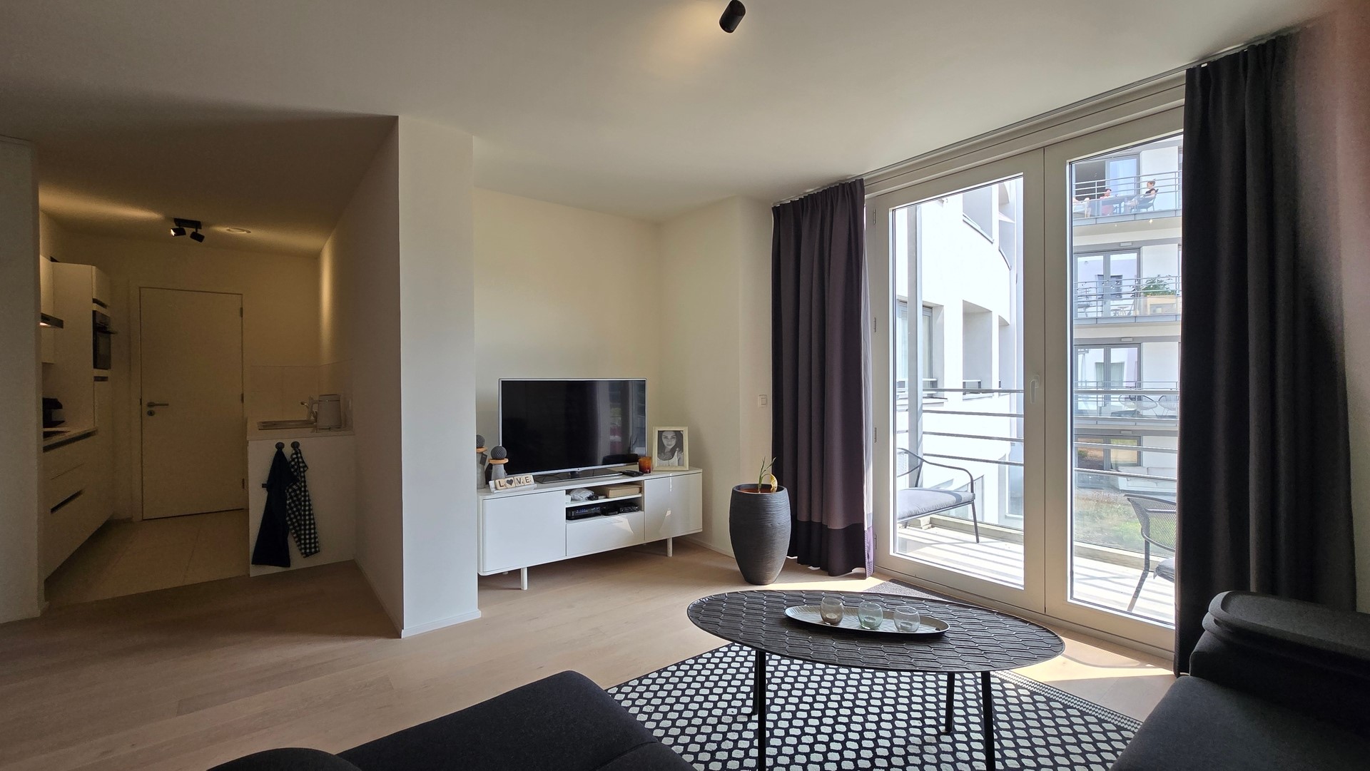 Prachtig en modern 1-slaapkamer appartement met terras en tuinuitzicht – Sint-Lambrechts-Woluwe - foto 3