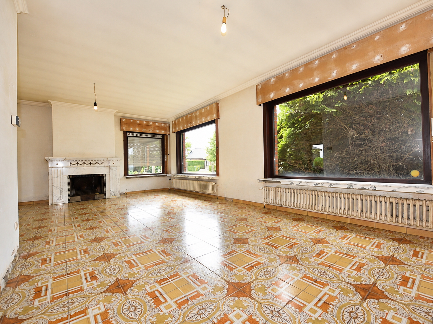 Te renoveren woning met 4 slpk, gar en tuin voor 315.000 EUR - foto 5