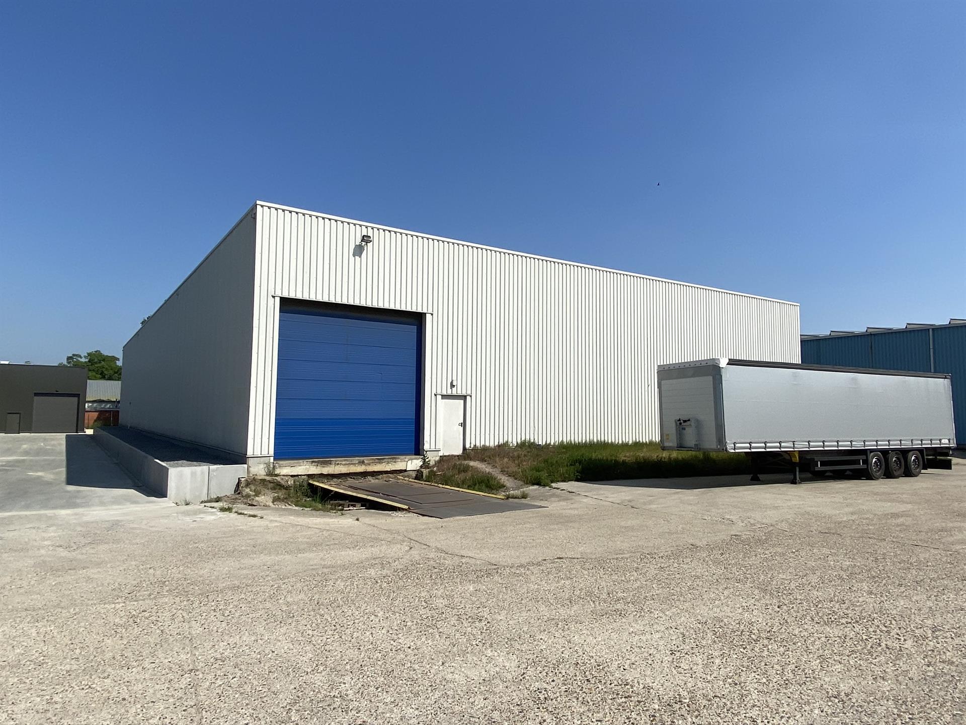 MULTIFUNCTIONELE INDUSTRIEHAL VANAF 550M² - foto 2