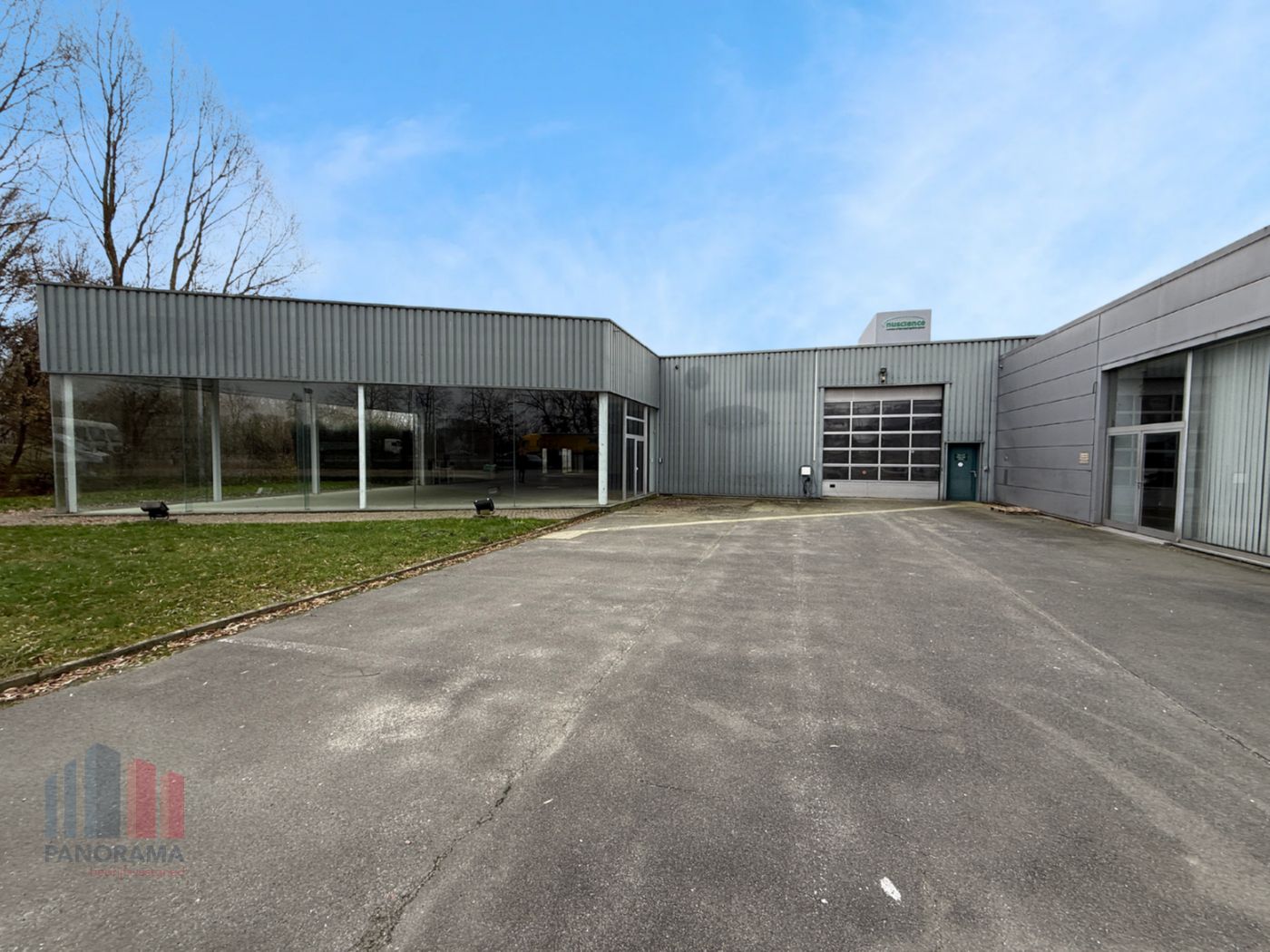 Opslag/showroom/kantoor op unieke zichtlocatie langs de E40 - foto 5