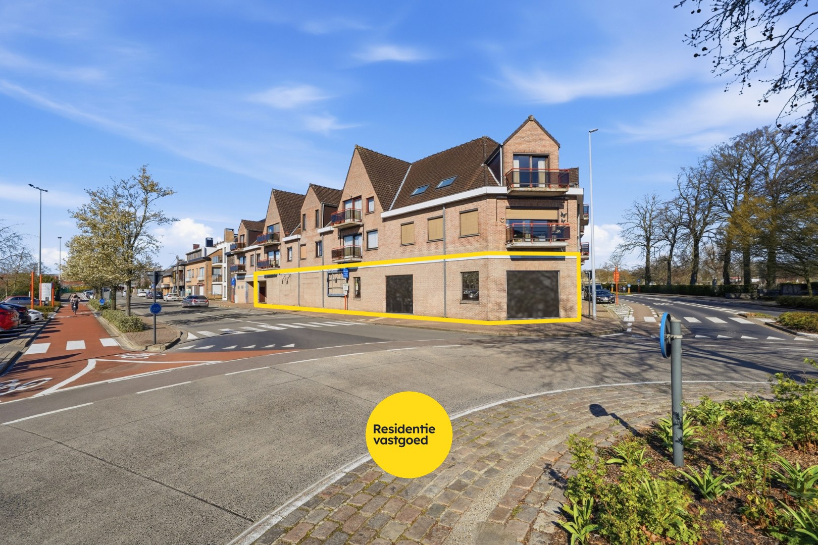 Te huur: Ruim handelspand met uitstekende visibiliteit in het centrum van Torhout - foto 5