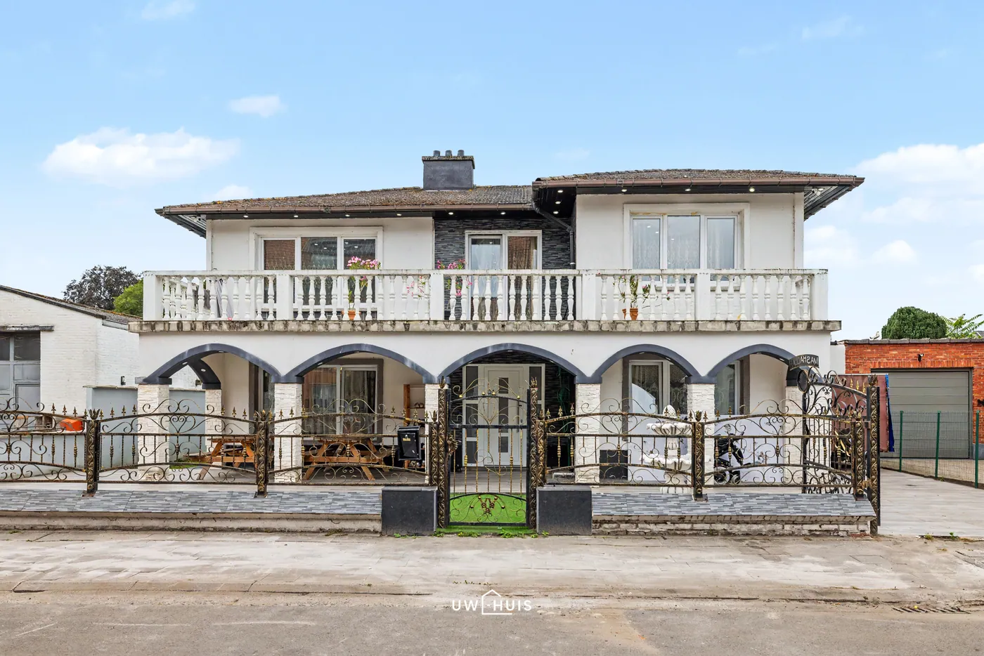 House for sale in Lokeren with 5 bedrooms - photo 2
