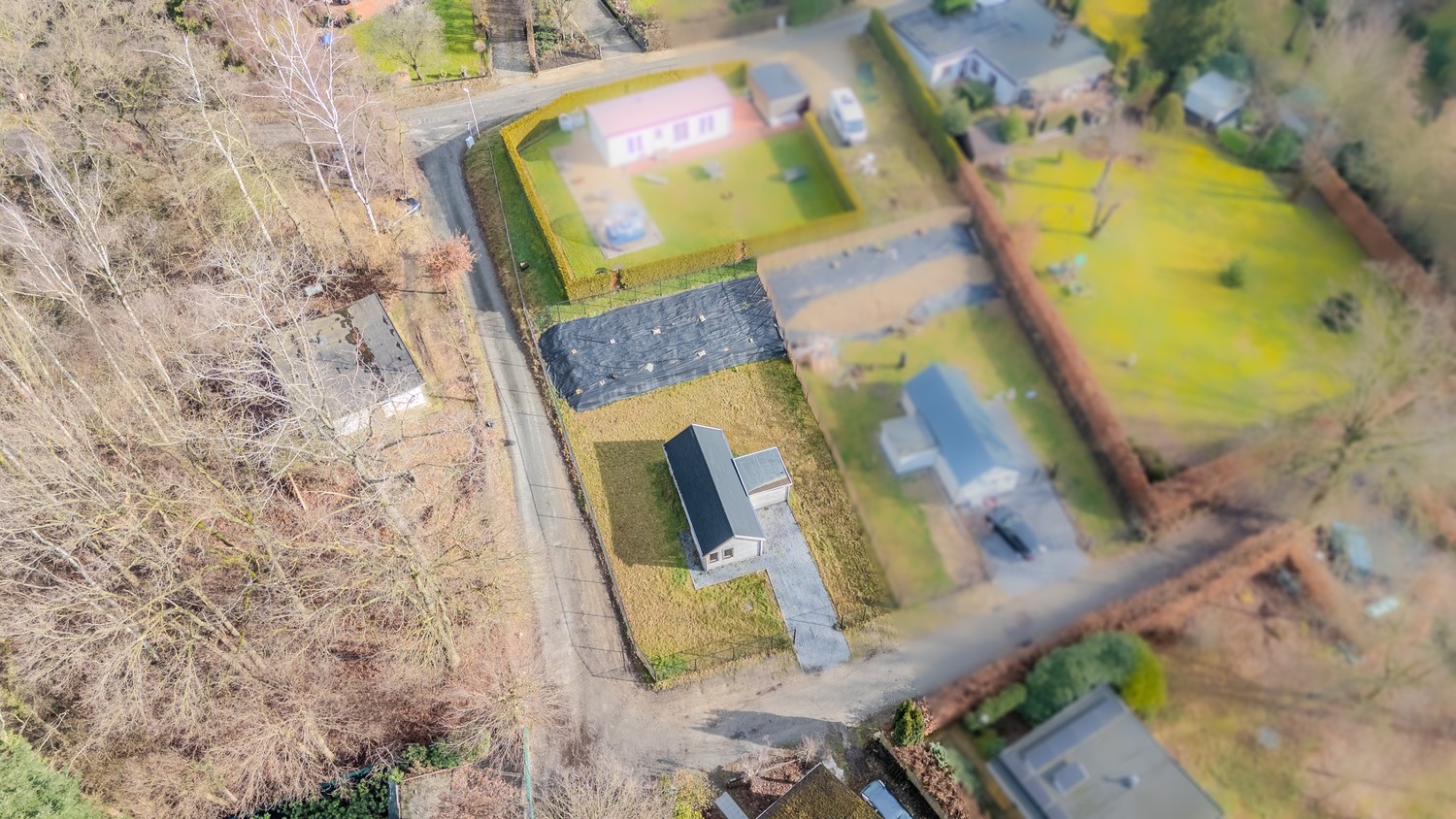 Charmant en instapklaar tiny house op rustige en bosrijke locatie in Hoeselt - foto 3