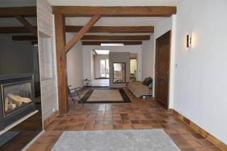 Deze woning in Lauwe is een ideale gezinswoning met een ruime tuin en garage. Met 3 slaapkamers biedt het voldoende ruimte voor een gezin. De...