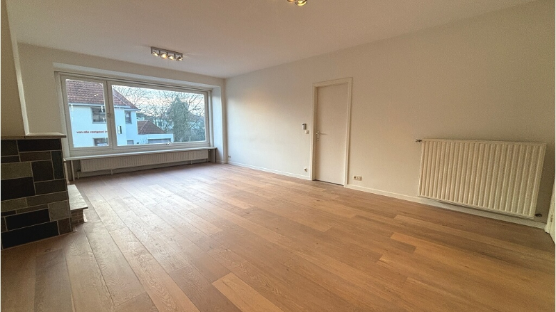 Lichtrijk 2-slaapkamerappartement met 2 Terrassen te huur in Kristus-Koning Brugge - foto 2