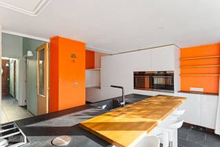 Woning met 3 slaapkamers, 2 badkamers en uitzonderlijk grote tuin – klaar om jouw droomhuis van te maken!Ben je op zoek naar een woning met...