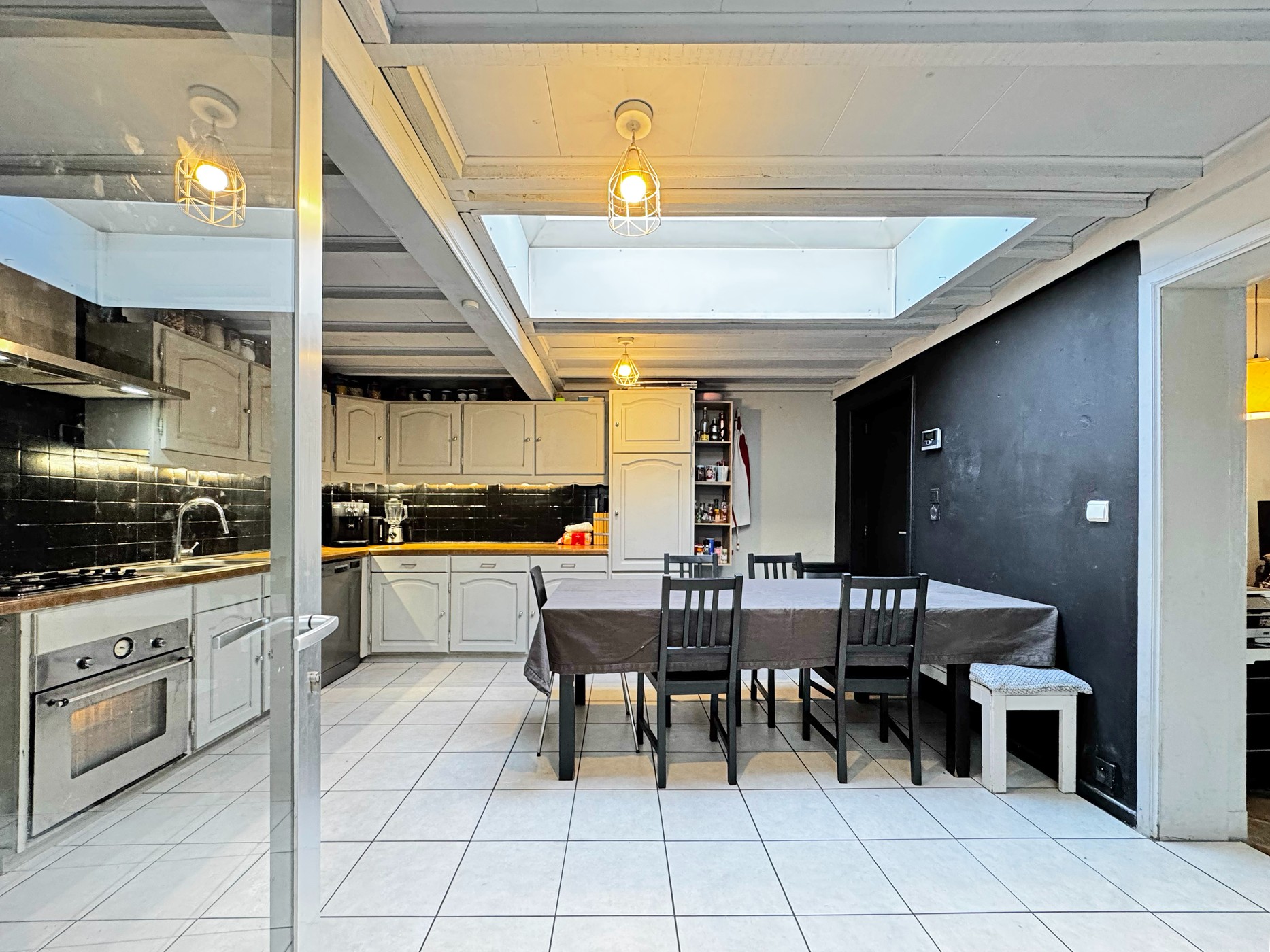 Rijwoning met 3 slaapkamers, zonnige tuin en garage vlakbij centrum Stabroek - photo 5