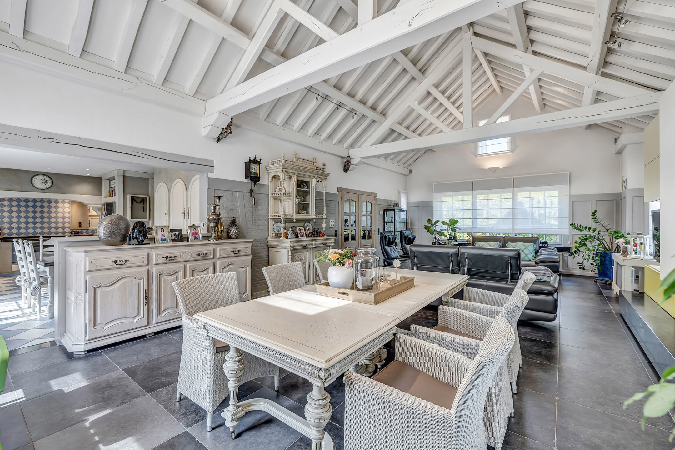 Instapklare ruime woning met loods(verkoop onder aandelen) - foto 5