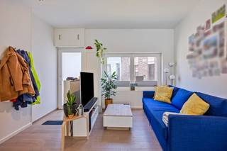 À 10 minutes à vélo du centre de Gand, cette maison rénovée dotée d'une cour confortable est située dans un quartier très calme. Les...