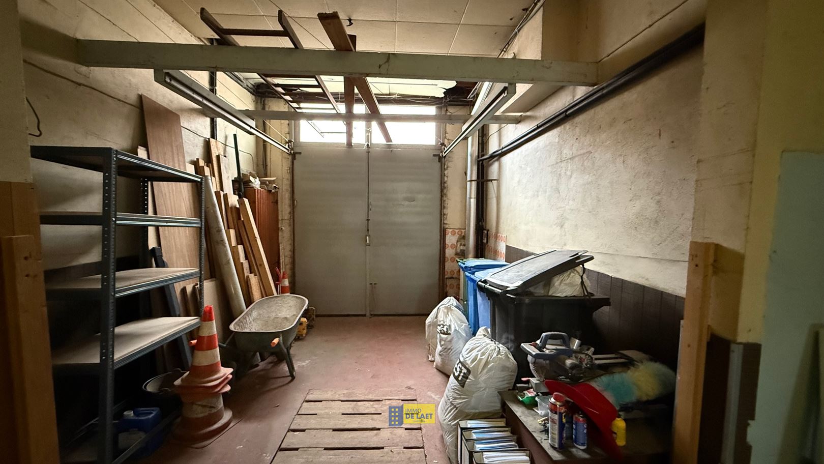 Te renoveren eengezinswoning met magazijn - foto 4