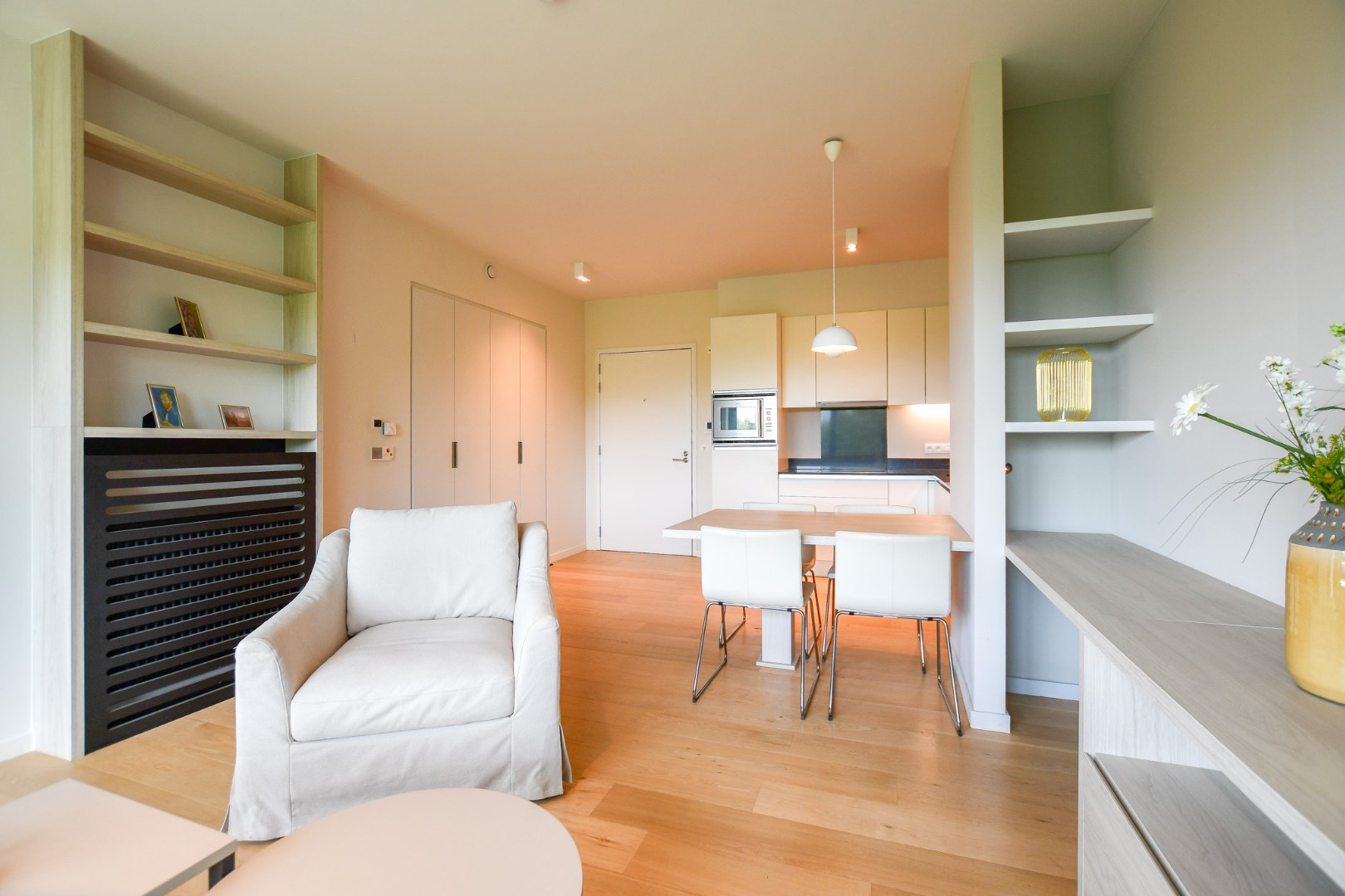 Moderne assistentiewoning met ondergrondse berging en parkeerplaats in De Haan, vlakbij strand, duinen en zee - foto 5