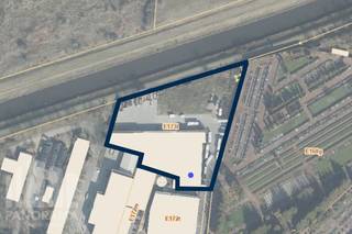 Brand-new SME project with built-to-suit opportunities in Vilvoorde, allowing you to have your business premises fully tailored to your company’s needs.<br /><br />Here, you are not purchasing a standard business unit, but have the opportunity to fully customise your future premises to suit your activities, operations and growth plans.<br /><br />In consultation with the developer, the surface area, layout, office space, technical installations, finishes, access gates and other specific features can be adapted to your requirements and preferences.<br /><br />The price depends on your requirements and is determined based on the selected surface area, desired customisation options and level of finish.<br /><br />The site offers excellent accessibility thanks to its immediate proximity to the N1 (Schaarbeeklei), N211 (Luchthavenlaan), R22 (Woluwelaan), R0 and E19. The A12, Brussels Airport and the main economic and logistics hubs of Vilvoorde and Machelen are also quickly and easily accessible.<br /><br />Contact<strong> PANORAMA B2B</strong> on <strong>0477 30 40 05</strong> for more information about the available options.