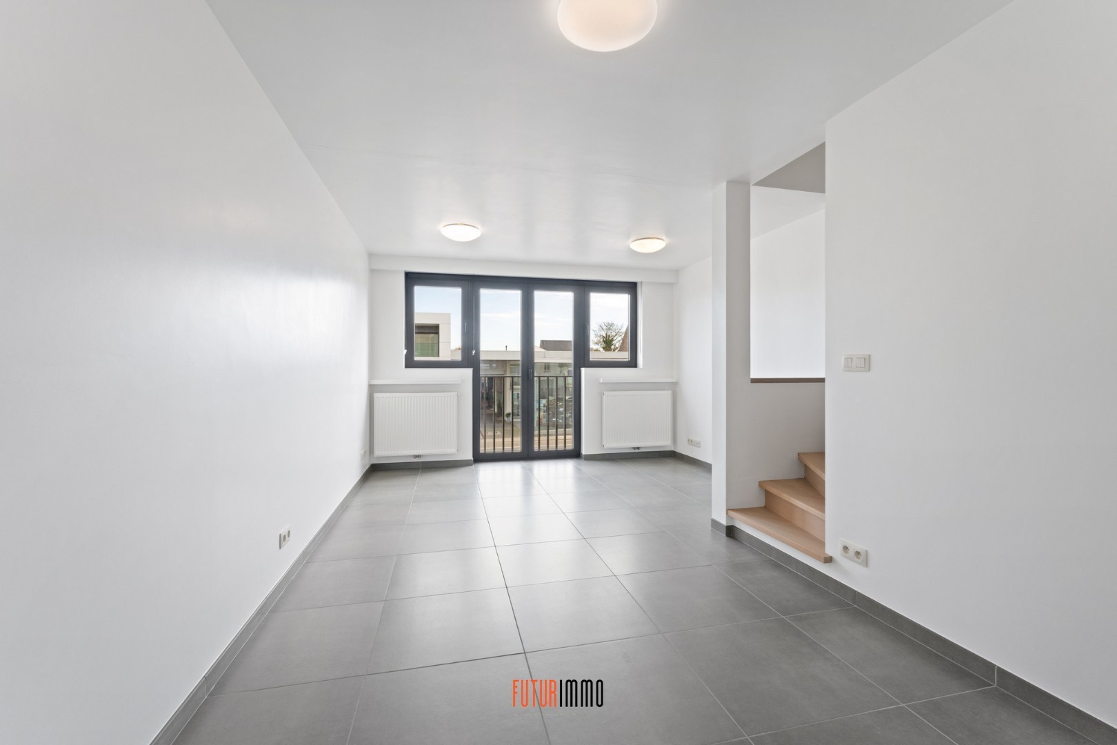 Opbrengsteigendom: duplexappartement + 12 garages - foto 4