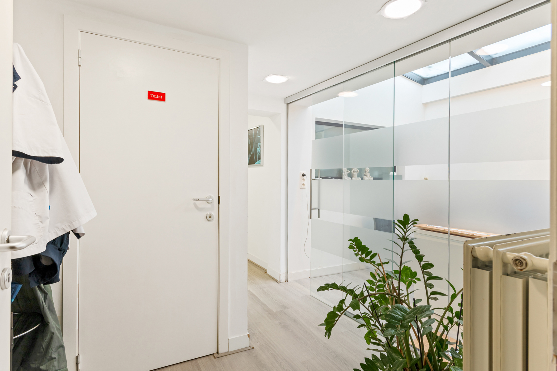 Handelszaak met Duplexappartement en Privétuin - foto 4