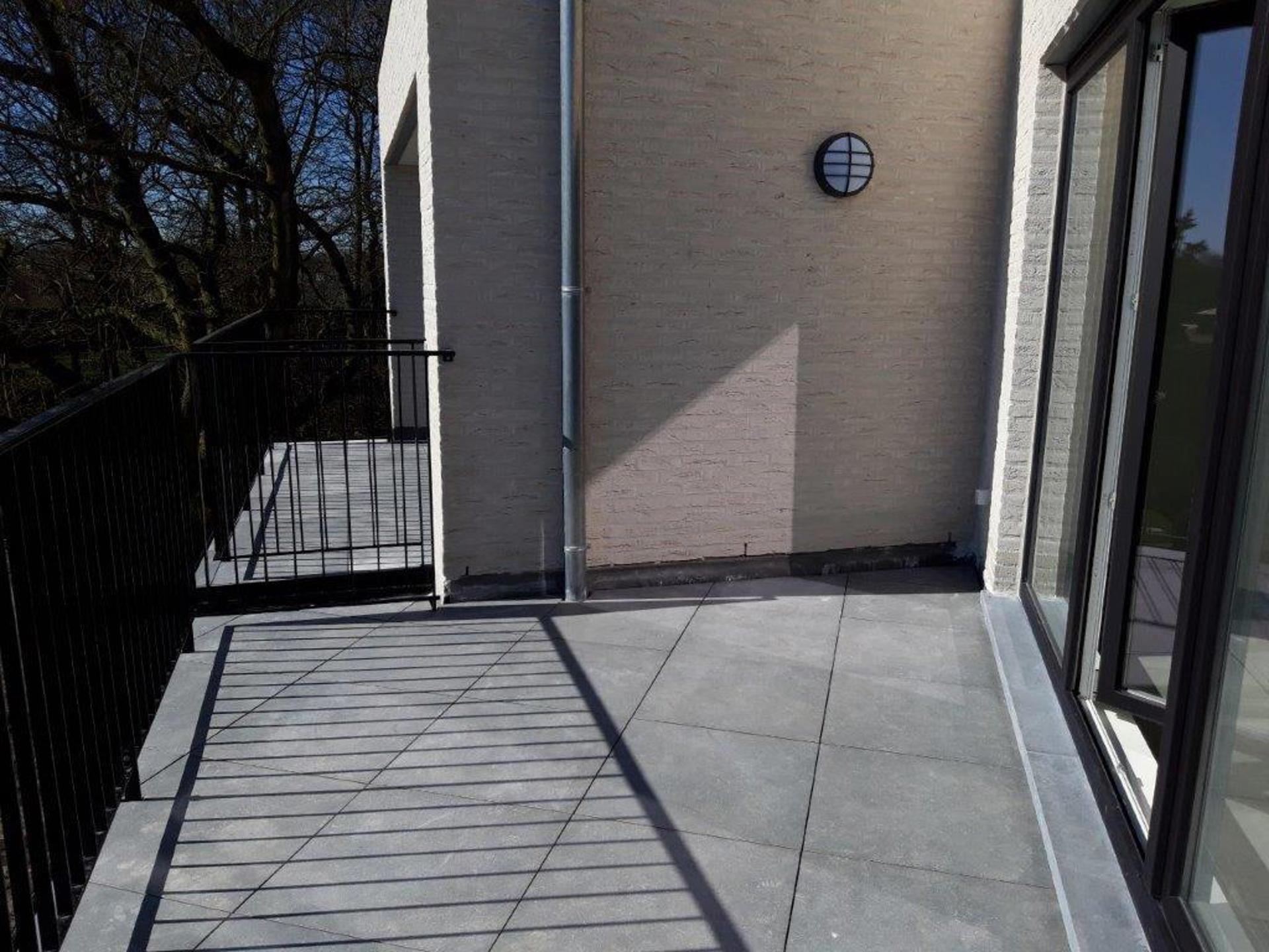 Lichtrijk dakappartement, 81m2  met 2 slaapkamers, EPC A, open zicht - foto 5