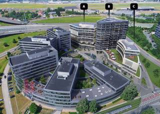 Bureau à louer de 1.317  m² à Diegem.Parfaitement situé à proximité de l’A201 avec un accès rapide à l’E40 et à seulement 2,4 km de l’aéroport de...