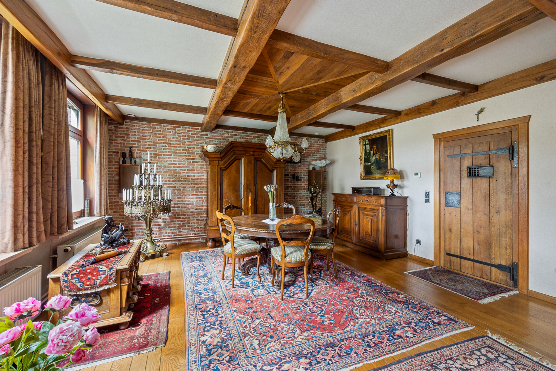 House for sale in Brasschaat with 4 bedrooms - photo 2