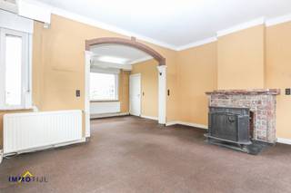 Te renoveren woning op 4a26ca met garage!Rustig gelegen in Baasrode, maar tevens een uitstekende uitvalsbasis naar alle voorzieningen (winkels,...