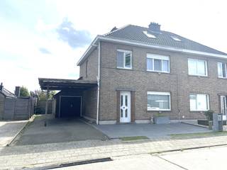 Op zoek naar een comfortabele en energiezuinige woning op een rustige locatie, maar toch vlak bij alle voorzieningen? Dan is deze...