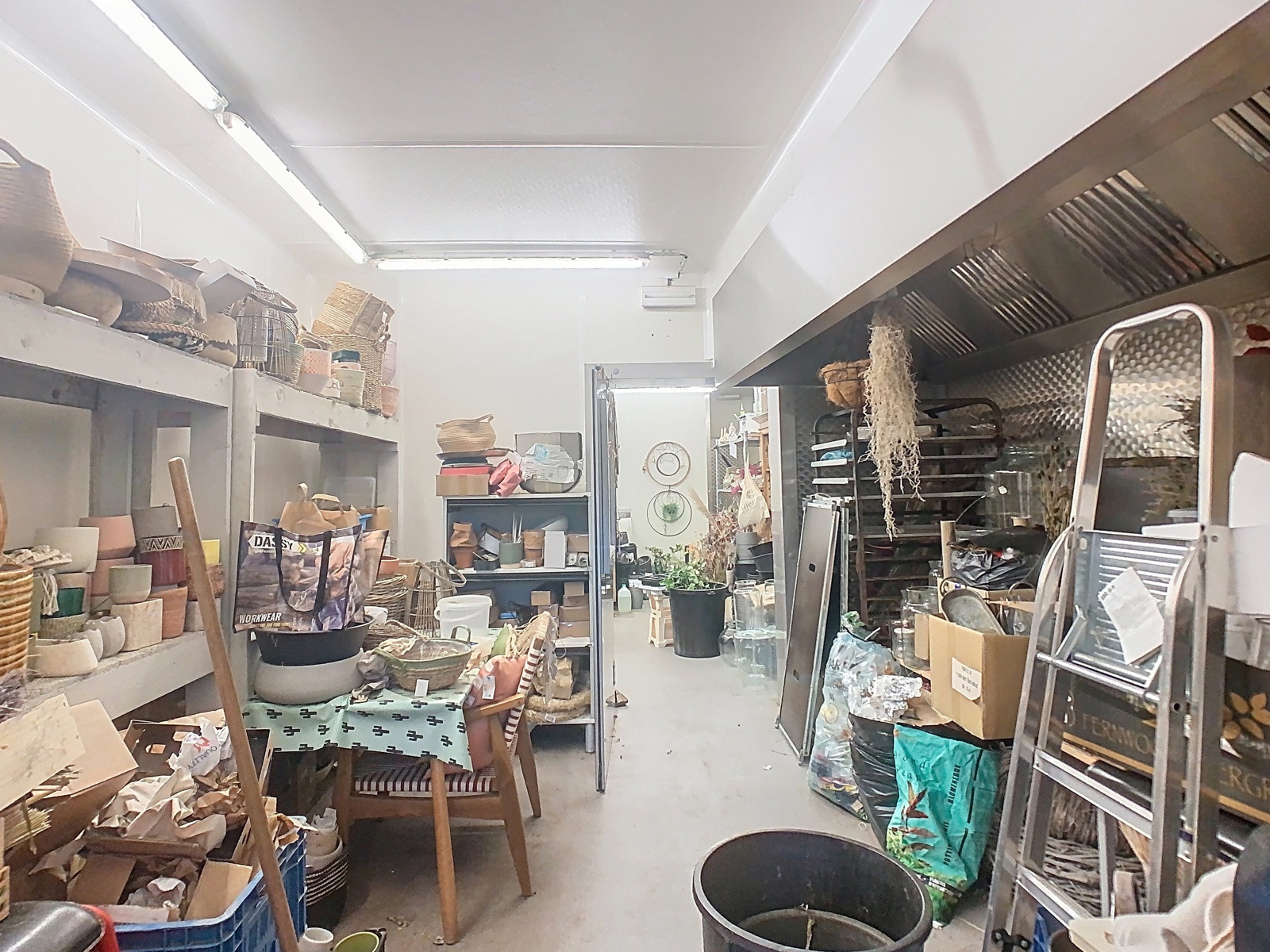 Handelspand met tal van mogelijkheden in centrum Lier. - photo 4