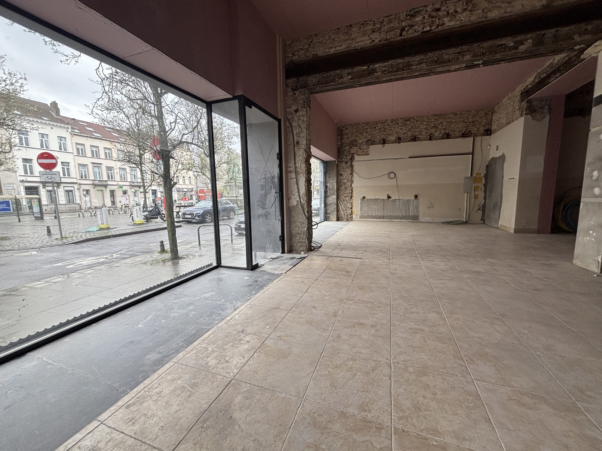 Commercial for rent in Ixelles - photo 3