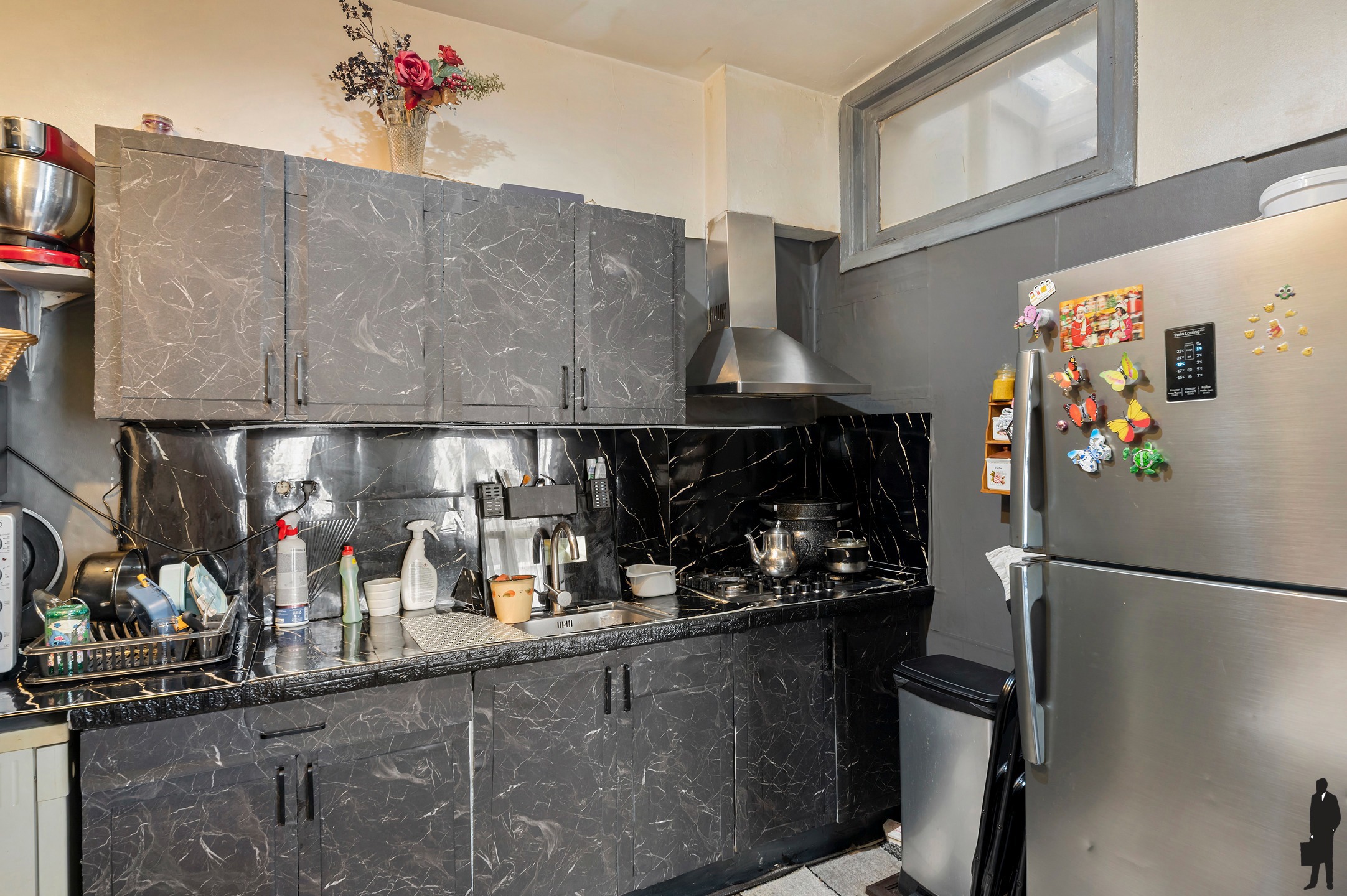 Charmante woning met 3 à 4 slaapkamers in het hart van Borgerhout - foto 3