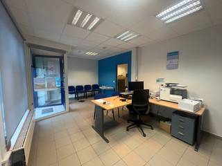 Commercial for rent in Gavere