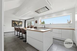 MAISON ÉLÉGANTE ET ÉCONOME EN ÉNERGIE AVEC ASCENSEUR, 3 CHAMBRES ET UN BEAU JARDIN PRÈS DU CENTRE DE LANDENVous êtes à la recherche d'une maison...