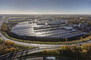 Magazijn Building E - 52 : 16.289m²Kenmerken : * Totale oppervlakte: 102.600 m² * Leaseoptie: korte termijn / middellange termijn / lange termijn *...