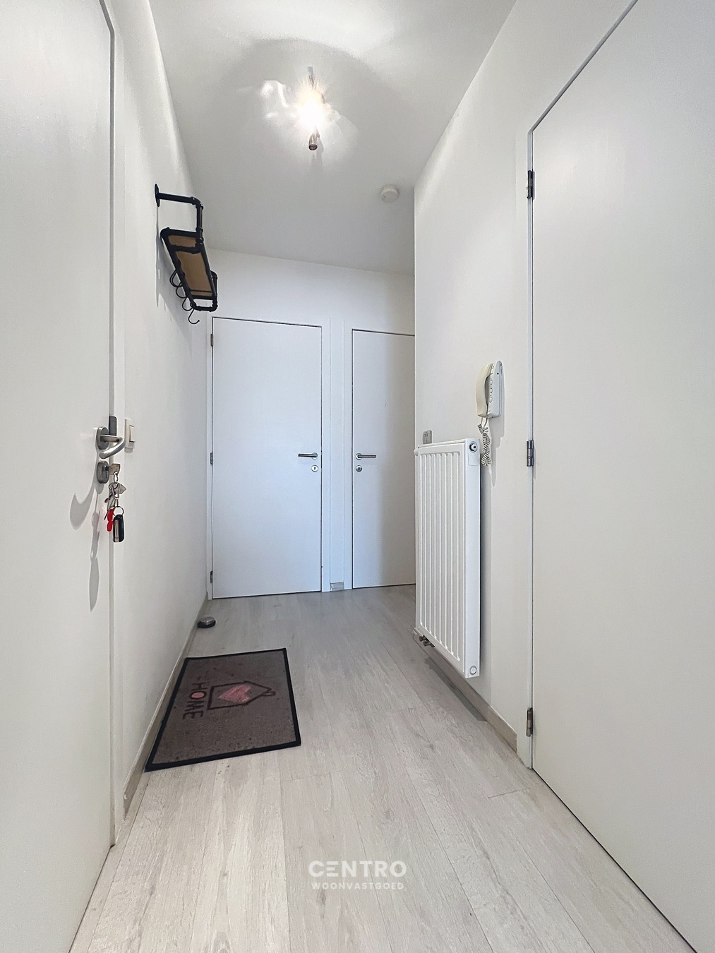 APPARTEMENT (75 m²) met 2 SLK, terras  én GARAGE (moto's, fietsen,...) op een centrale ligging te Roeselare - Perfect voor comfortabel wonen of als OPBRENGSTEIGENDOM ! - foto 4