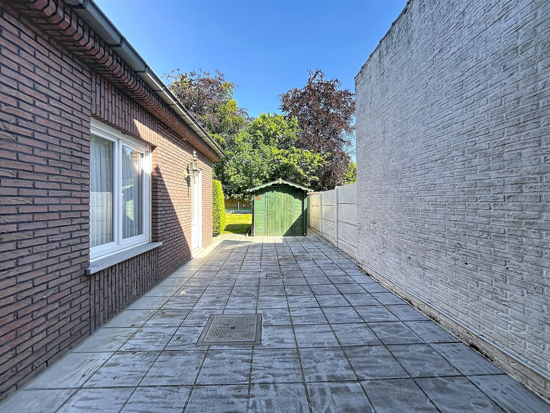 Ruime woning met tuin en garage in het centrum - foto 4