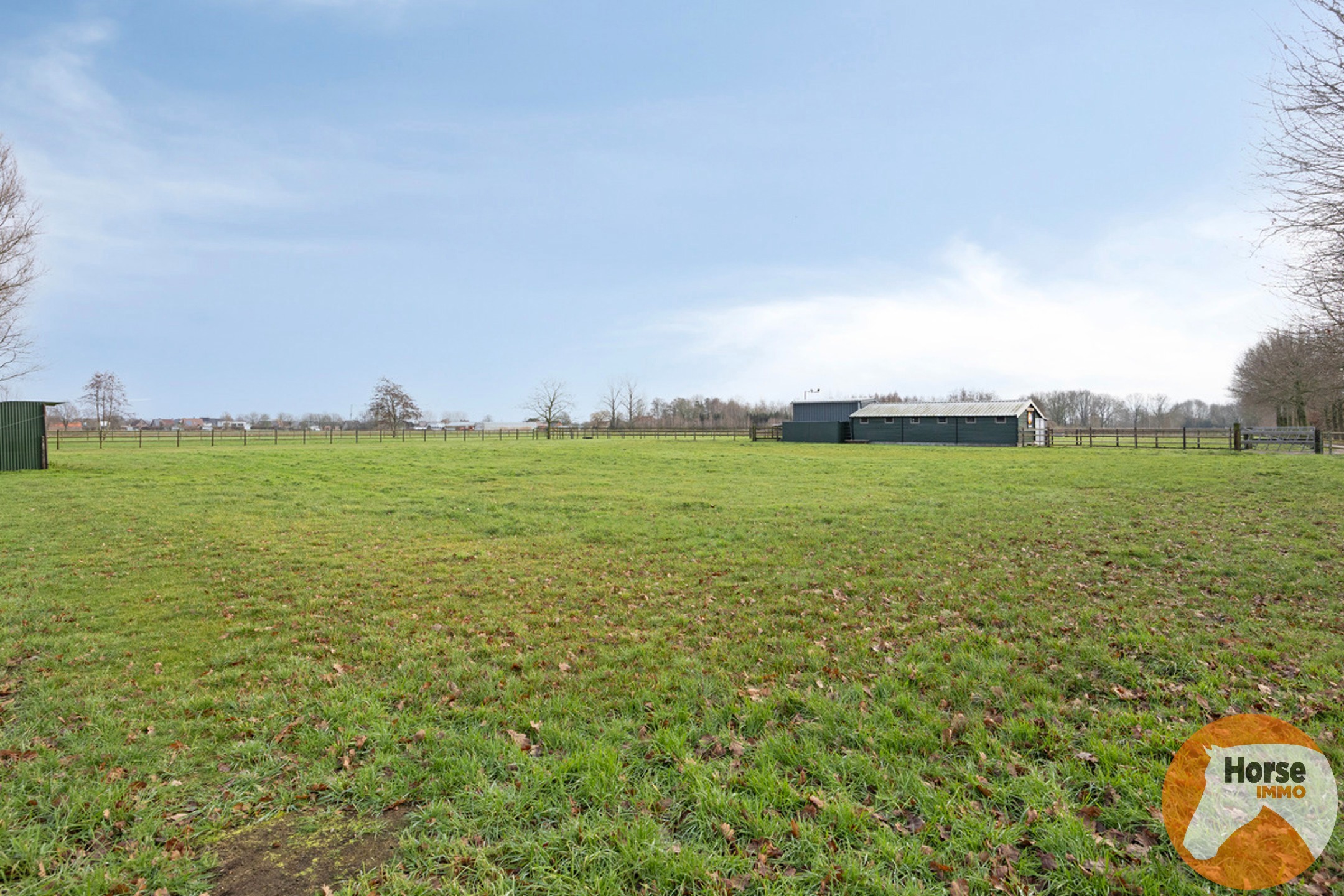 LOCHRISTI - Rustig gelegen stalgebouw op +- 2,3HA - foto 5