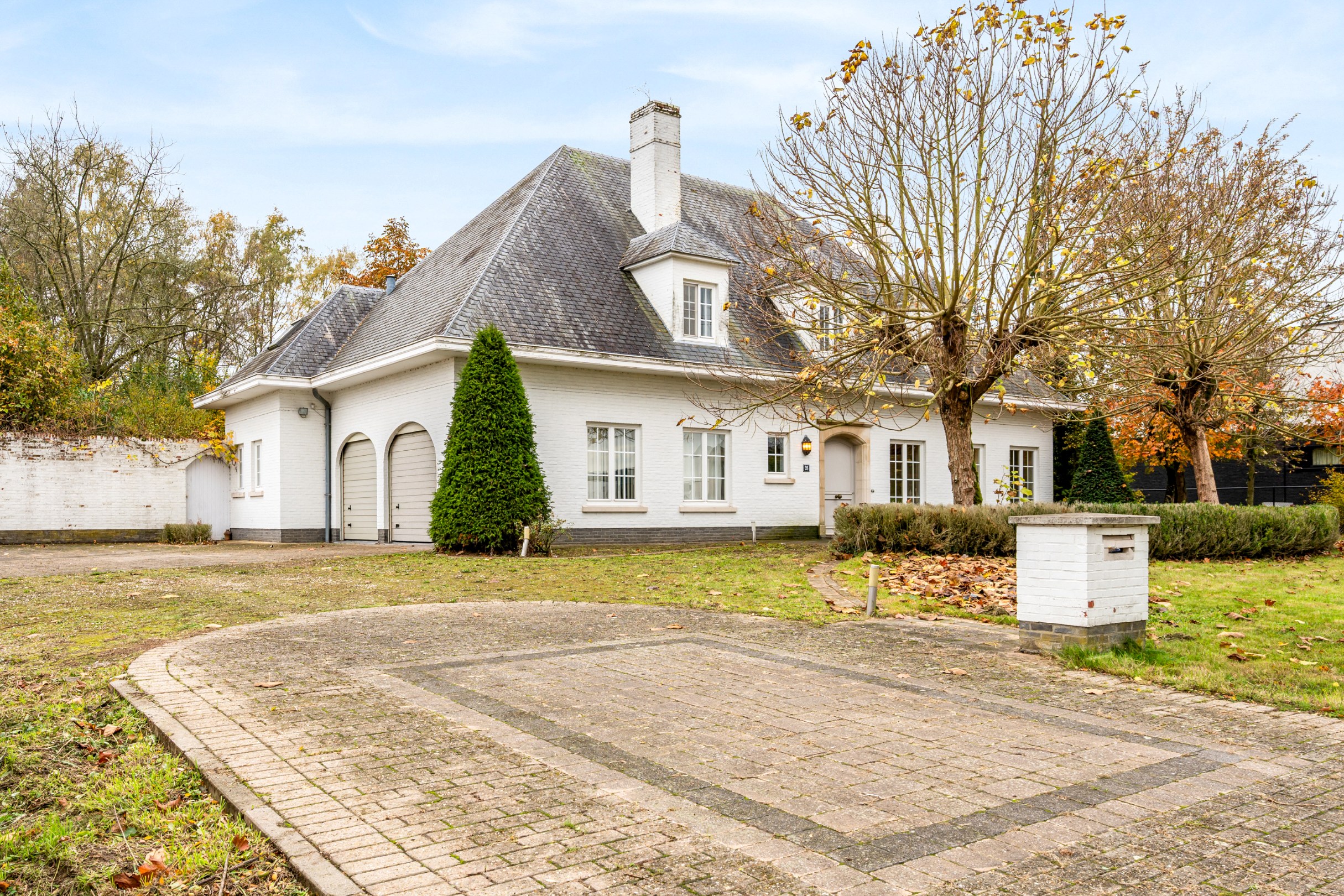 Tijdloze villa met zonnige tuin en grote losstaande garage op 29 are - foto 3