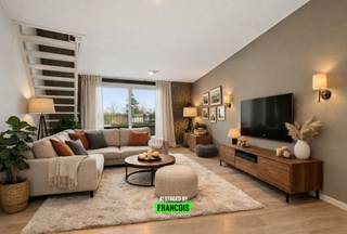 Op zoek naar een comfortabel appartement op een topligging?Dit charmante en instapklare appartement bevindt zich in het hart van Waregem, op...