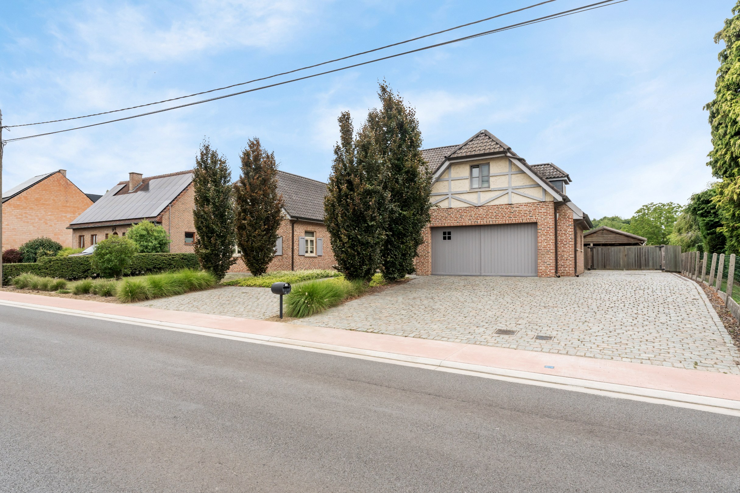 Statige, karaktervolle villa van +- 408m² op een groen perceel van +- 6472m² te Tielt-Winge. - foto 3