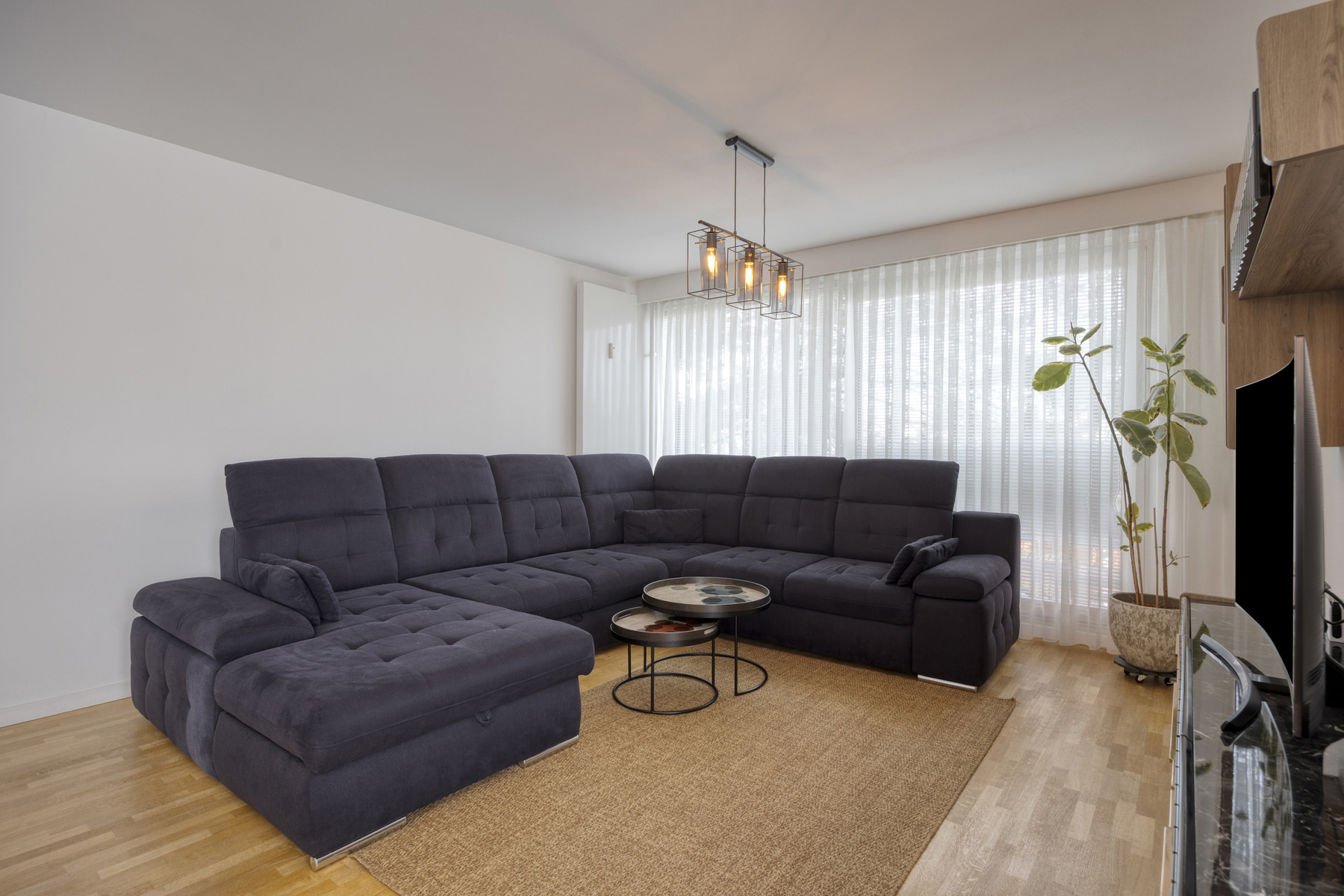 Gerenoveerd 3-slaapkamer appartement - foto 5