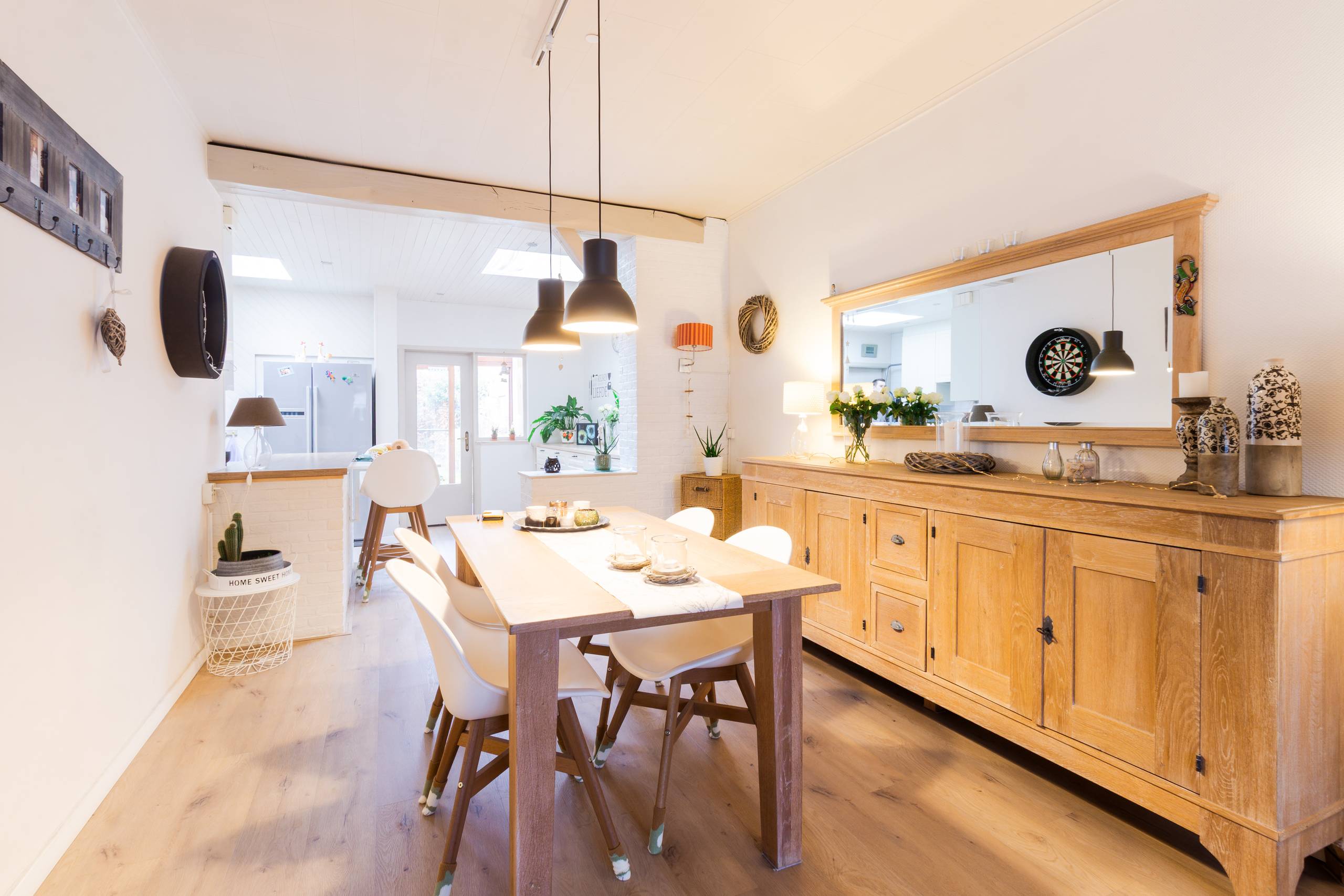 Gezellige woning met oprit en tuin op toplocatie in Schoten - foto 4