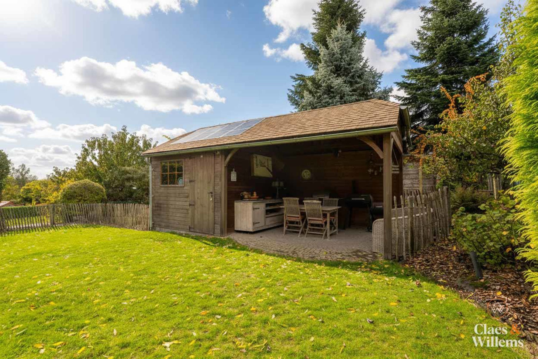 Ruime gezinswoning met 5 slaapkamers. - foto 4