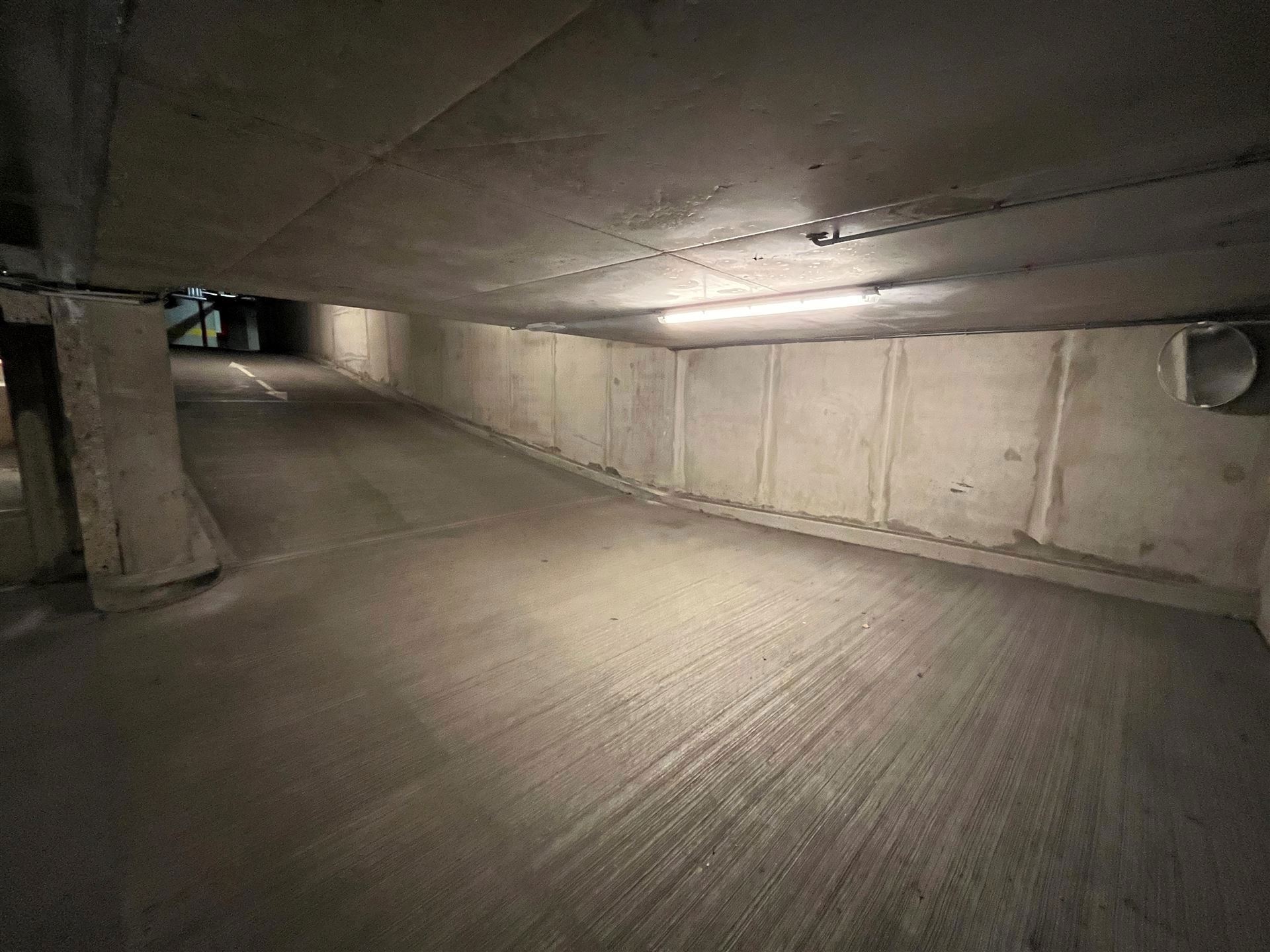 Garage for rent in Schaerbeek - photo 4