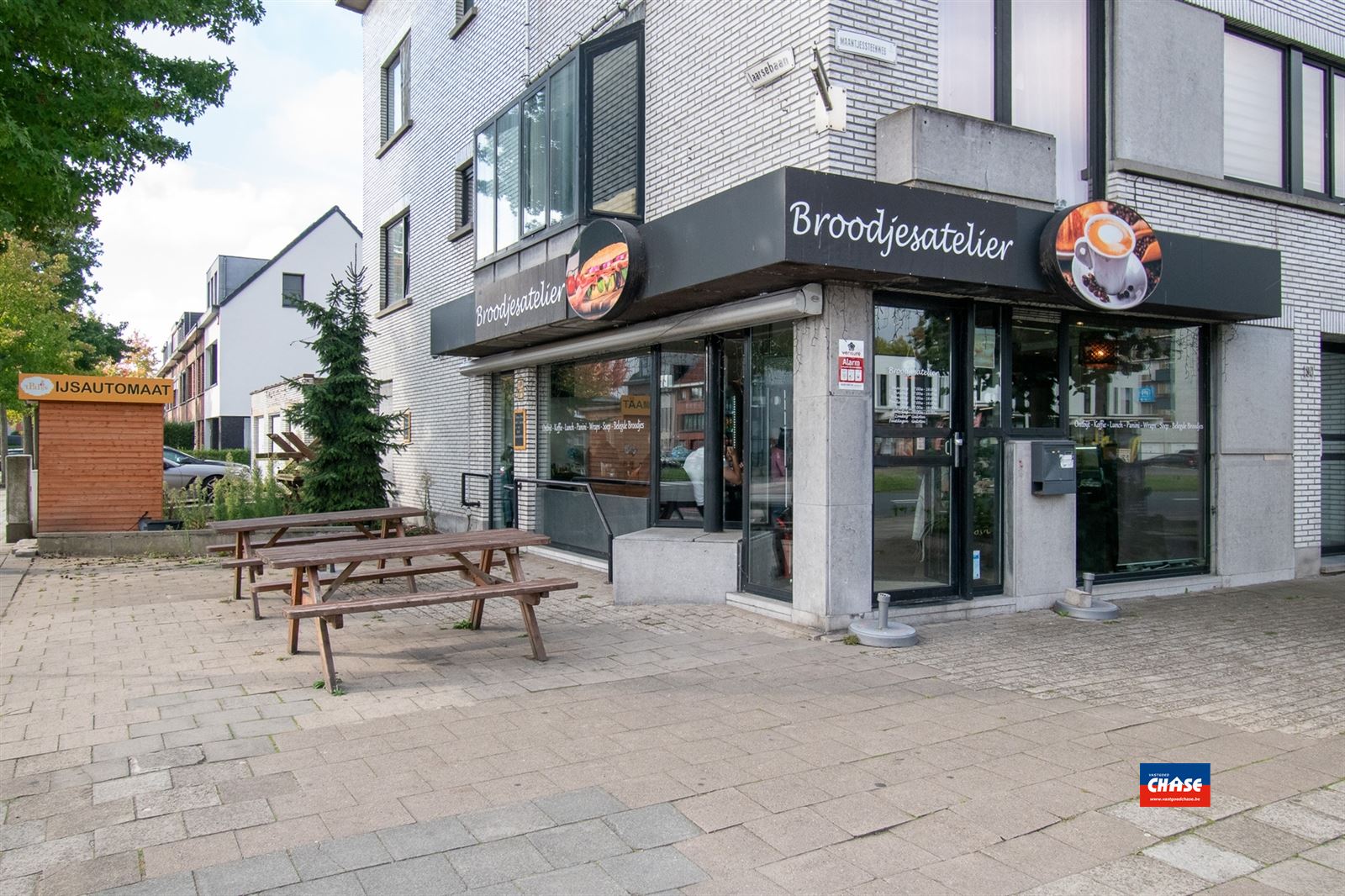 Handelspand met appartement en garagebox - foto 2