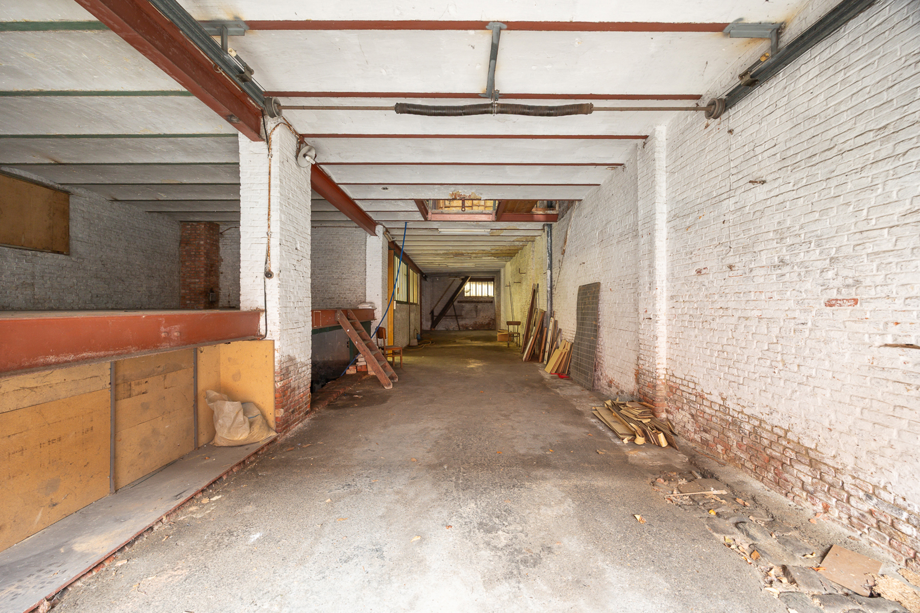 Grote renovatiewoning met magazijn te Rumst - foto 5