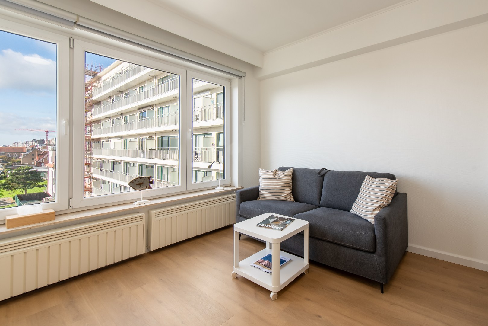 Mooi vernieuwde studio gelegen op de vierde verdieping met zonneterras - foto 2