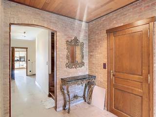 Deze vrijstaande woning bevindt zich aan het rustige einde van de Diksmuidseweg in Boezinge, op 5 minuten rijden van Ieper. In het dorp zelf is er...