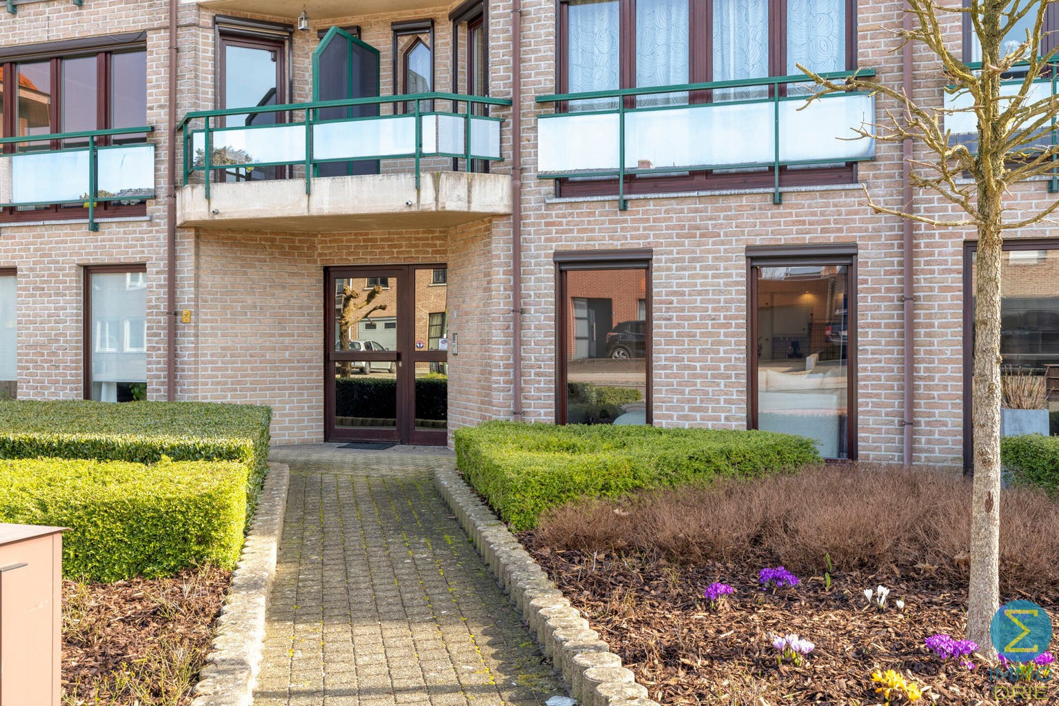 Appartement aan "de Vraai" met 2 slpkrs, tuintje en garage - foto 2